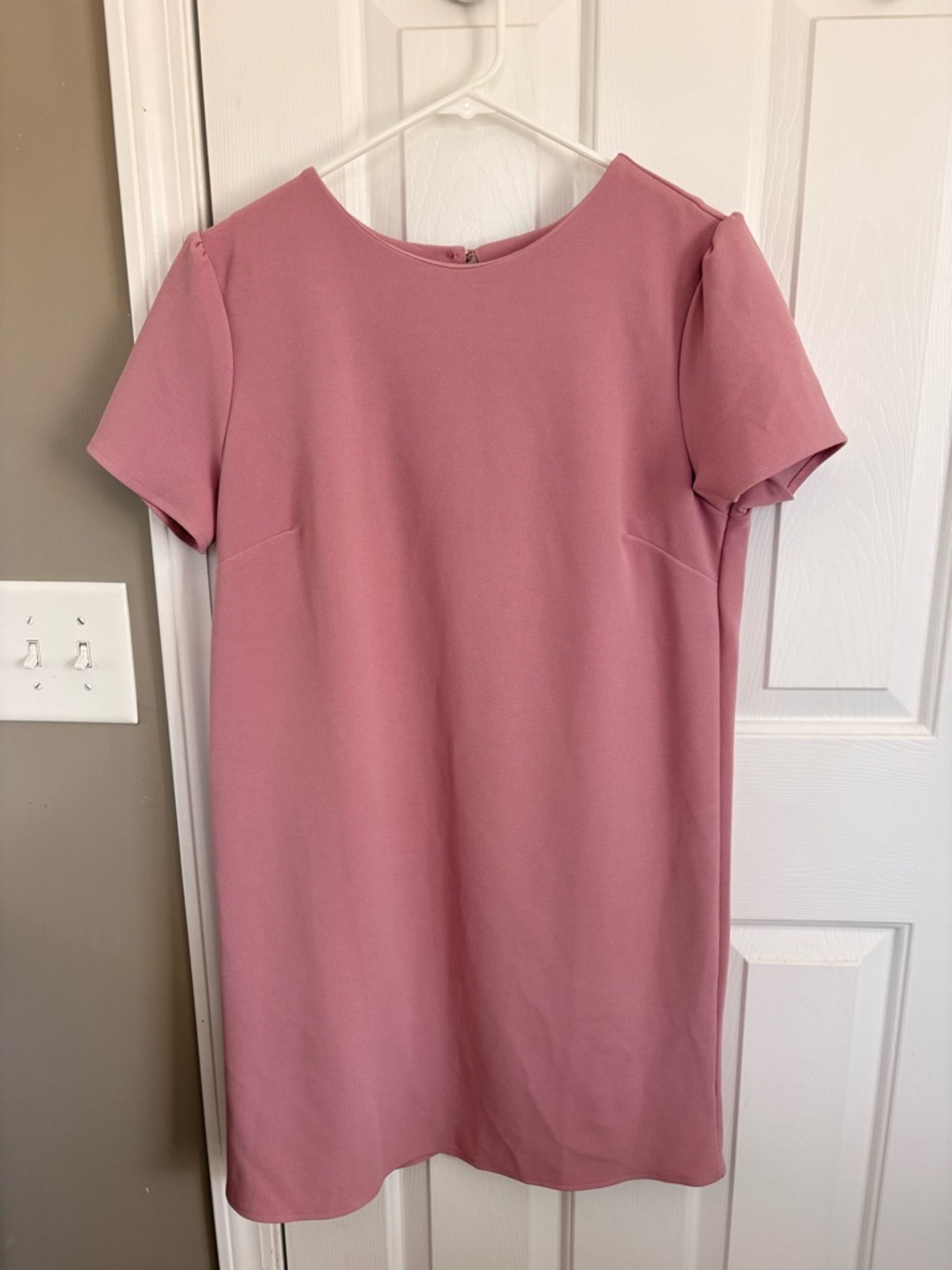 She &Sky Women’s Pink Short-Sleeve Shift Dress